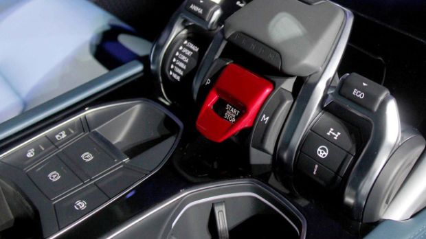 Akhirnya, Lamborghini SUV Urus Resmi Meluncur