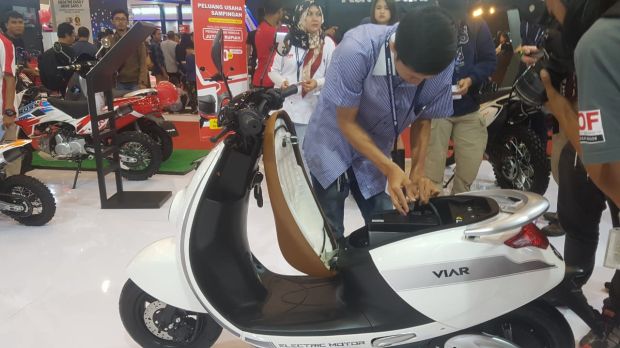 Berani Lawan Merek Jepang, New Viar Q1 Sanggup Ngacir 120 Km