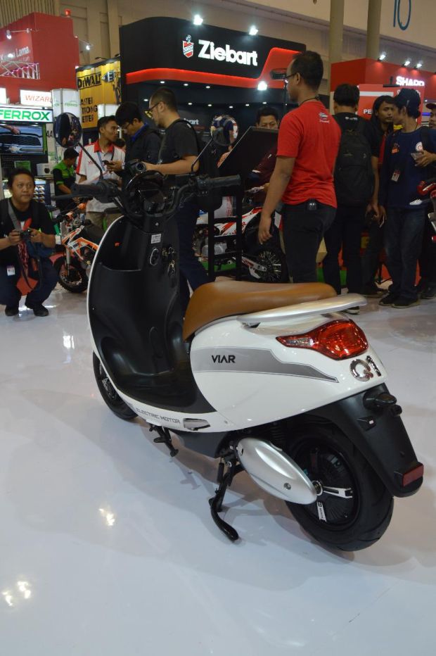VIAR Perkenalkan Skutik Listrik New Viar Q1 di GIIAS 2019