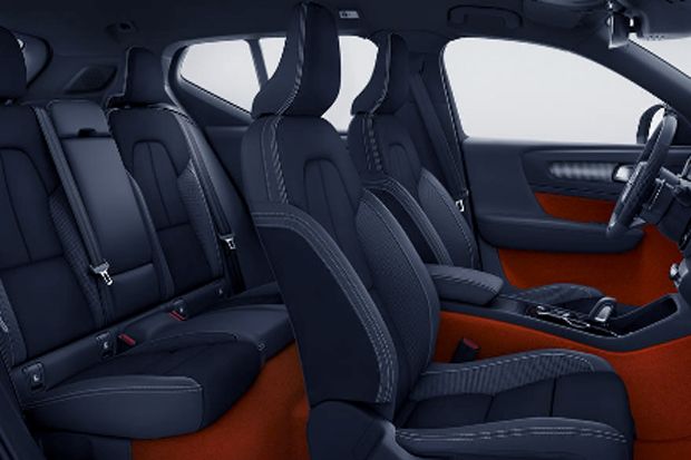 Baby SUV Volvo XC40 Usung Teknologi Canggih