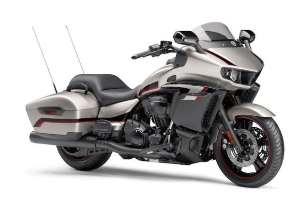 Yamaha Star Eluder, Motor Nyaman dengan Segudang Hiburan