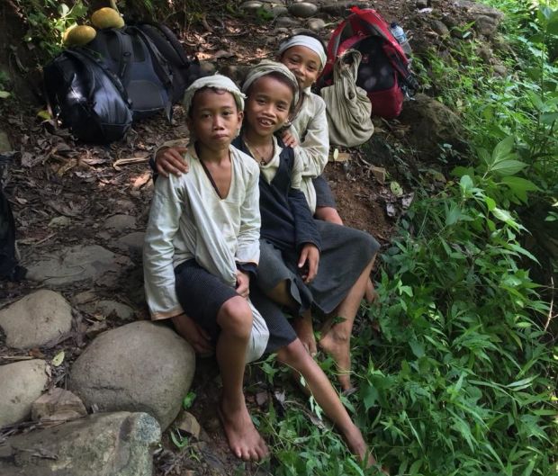Kaki Tangguh Warga Baduy,...