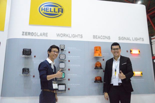 Hella Luncurkan Dua Lampu LED Canggih di Mining Indonesia 2019