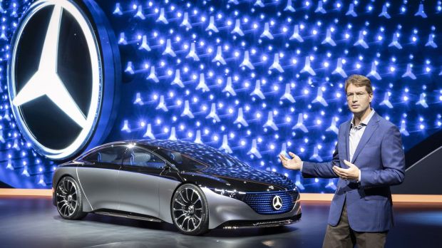 Ini Aksi Mercedes-Benz Gebrak Panggung IAA 2019