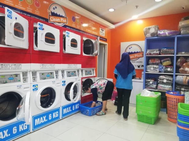 Clean Plus Laundry Didukung Mesin Cuci yang Bekerja 20 Jam Sehari
