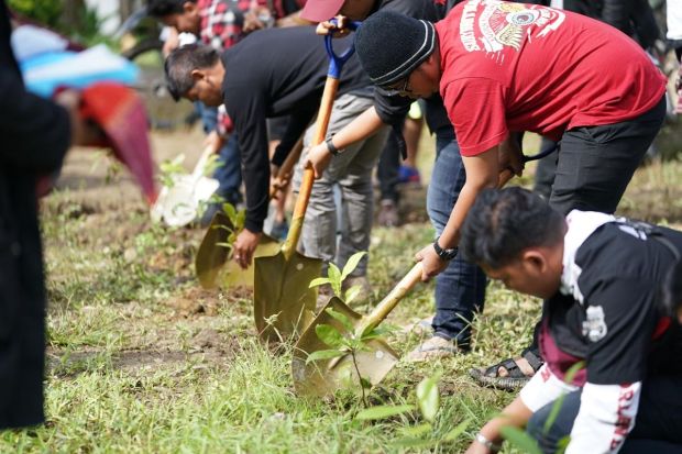 Ribuan Bikers Nikmati Motocamp Ala Suryanation Motorland di Danau Toba