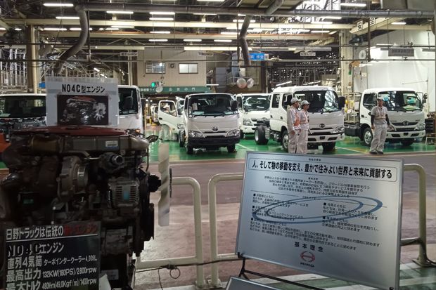 Intip Dapur Perakitan Hino Dutro di Hamura Plant, Batas Lembur 1,5 Jam
