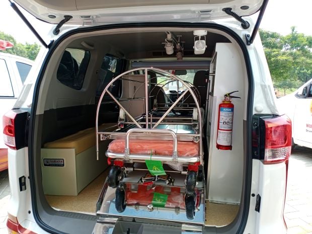 Lima Unit Wuling Confero Disulap Jadi Ambulans dan Mobil Klinik