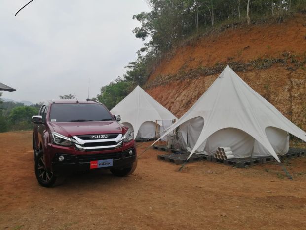 Rasakan Kenyamanan Kabin dan Sensasi Tenaga Isuzu MU-X i- Series