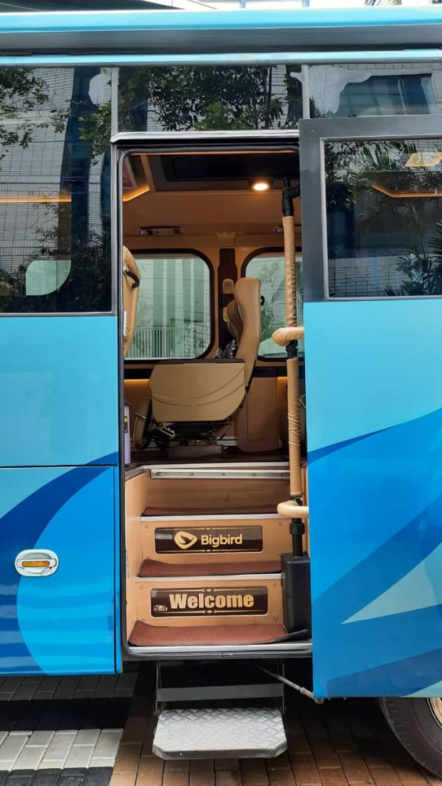 Bertarif Hampir Rp10 Juta, Ini Layanan Mewah Bigbird Premium Alpha dan Bravo