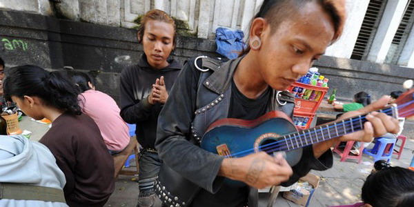 Lindungi hak anak punk