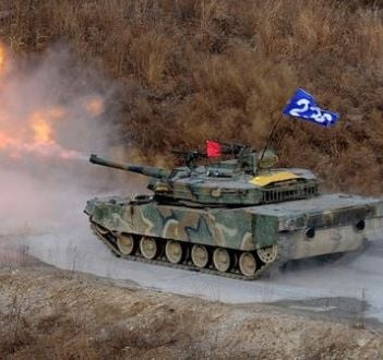Militer Korut dukung...