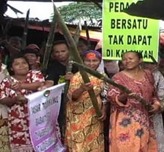 Batal digusur, warga...