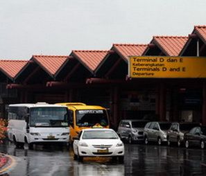 Pintu M1 Bandara Soetta...