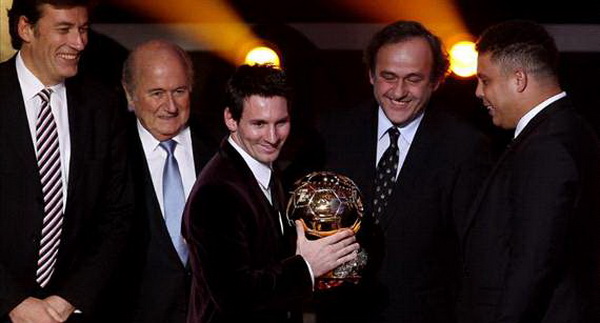 Akhirnya Messi raih...