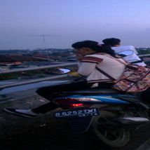 Polisi razia pasangan...