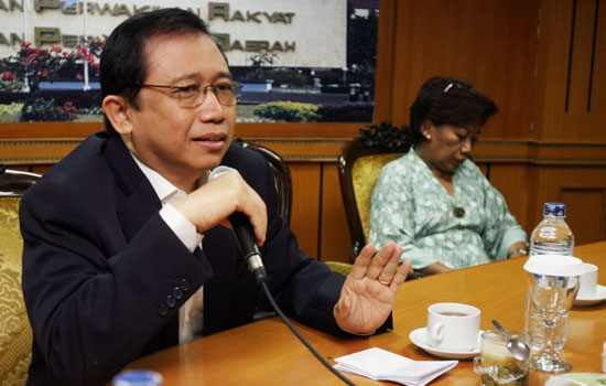 Polemik ruang banggar,...