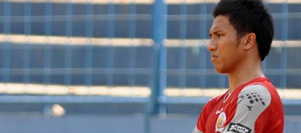 Maung ancang-ancang...