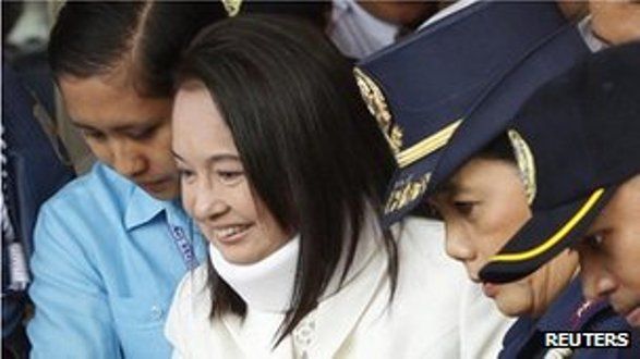 Arroyo bantah lakukan...