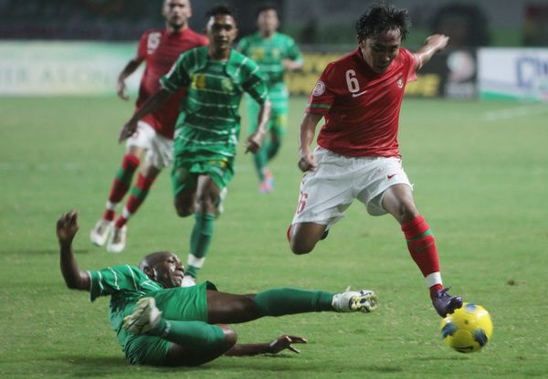 Persebaya permalukan...