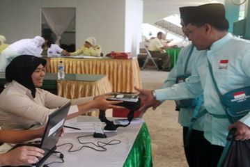 Biaya haji 2012 berpotensi...