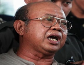 Hakim Syarifuddin divonis...