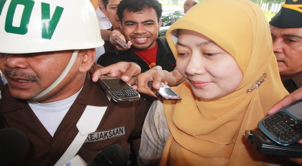 Istri DW siapkan dua...