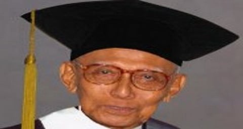 Widjojo Nitisastro tutup...