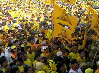 DPD II Golkar tagih...