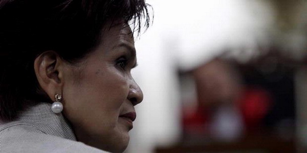 Miranda S Goeltom mulai...