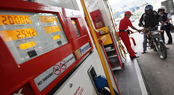 Harga Pertamax naik...