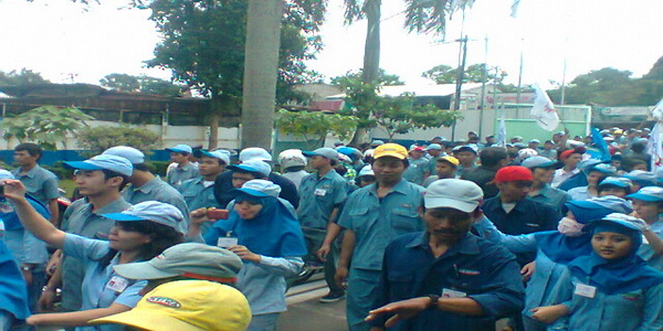 SPSI duduki akses Bandara...