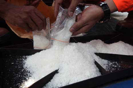 Polisi bongkar sindikat...
