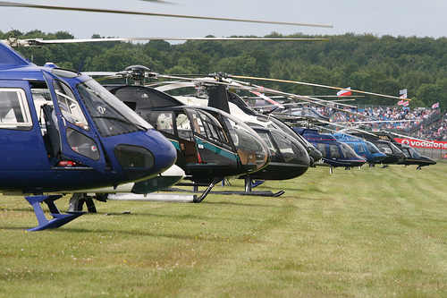 Sama canggihnya, helikopter...