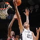Sapu Clippers, Spurs...