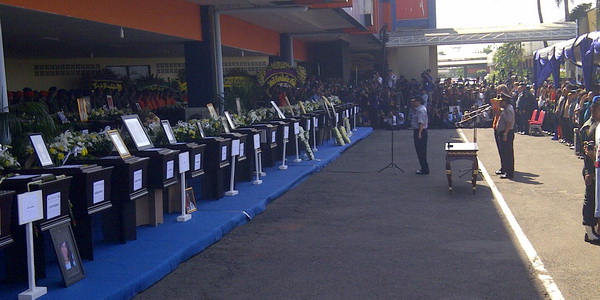 Tragedi Sukhoi, keluarga...