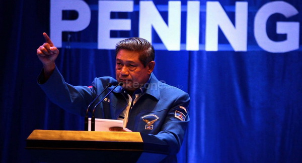 SBY akan berhenti dari...