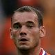 Sneijder serang Van...