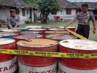 Polisi amankan mobil...