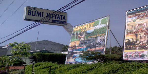 Hotel Bumi Wiyata Depok...