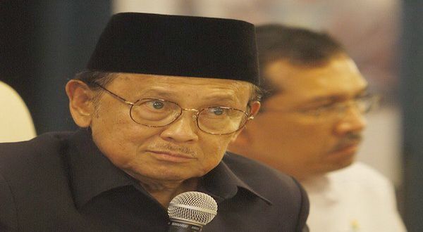 Habibie: Pelemahan bursa...