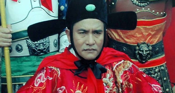 Yusril: Pecat semua...
