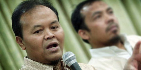 Difitnah anti maulid,...