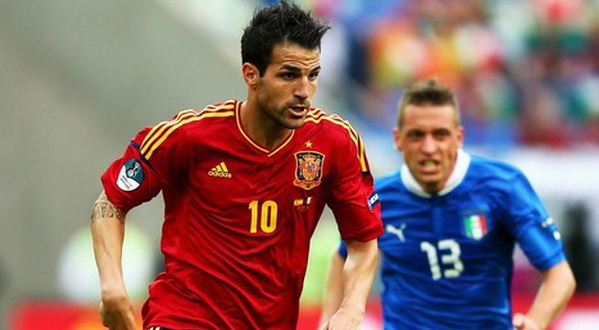 Spanyol tanpa striker...
