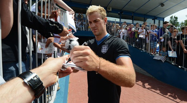 Joe Hart berjoget ala...