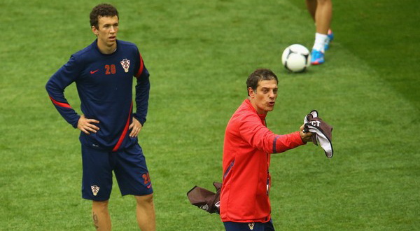 Perisic mengejar gol...