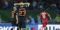 Van der Vaart : Belanda...