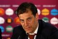 Bilic kutuk pendukung...