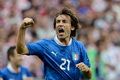 De Rossi: Pirlo bukan...