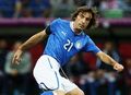 Pirlo : Lupakan euforia...